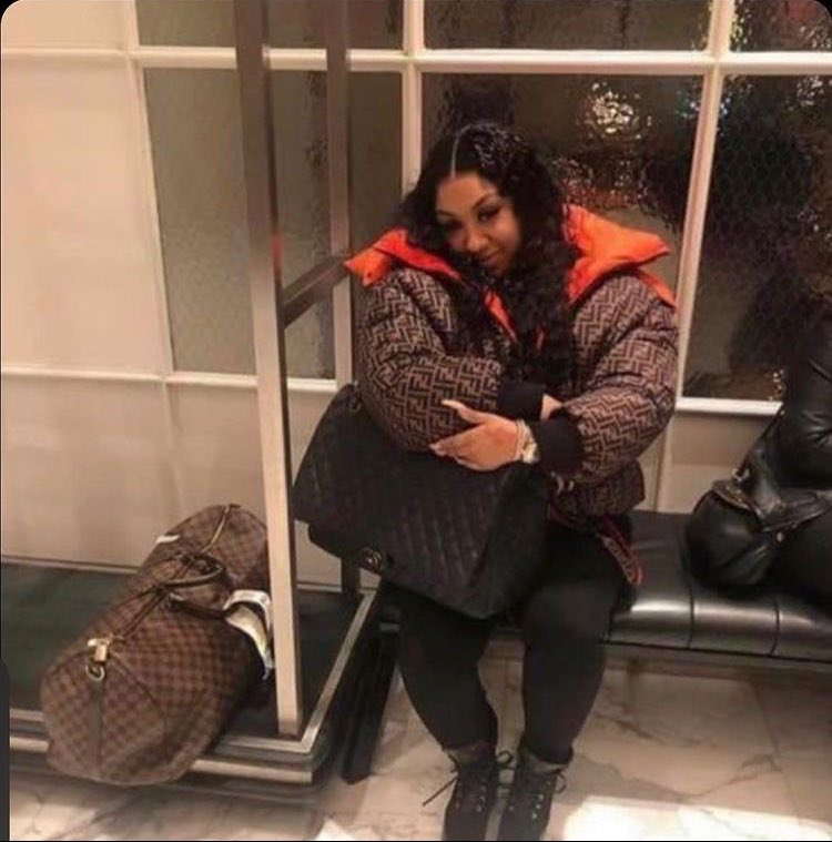 Him: You staying with me tonight?
Me:🥰