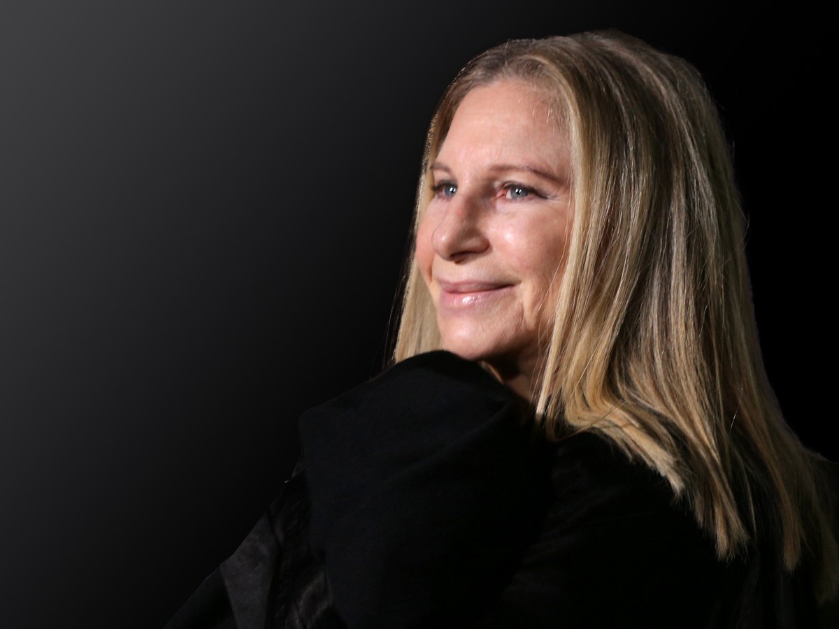 goldenglobes's tweet photo. Barbra Streisand to Receive Jewish Nobel Prize @DavidCaspi @TheGenesisPrize: https://t.co/7f5kPiLmvk https://t.co/cbG8f7HGnr