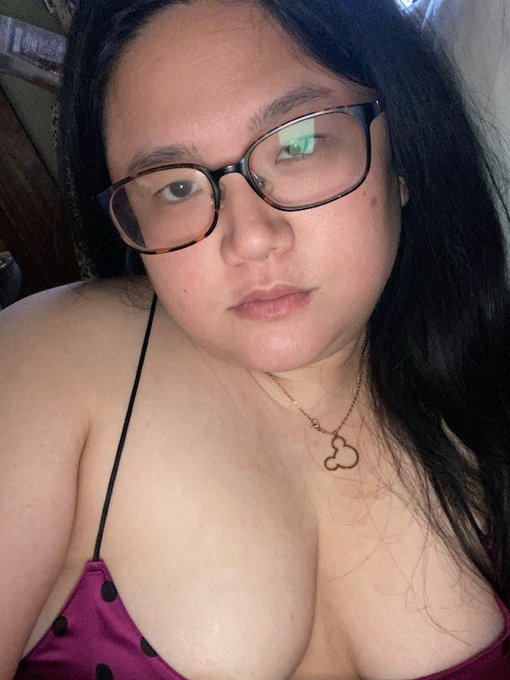 Its my #AsianHotwifes birthday but we dont have enough for me to get her some weed to smoke her out <a href="/tag/asianhotwifes"class="tags">#AsianHotwifes</a>