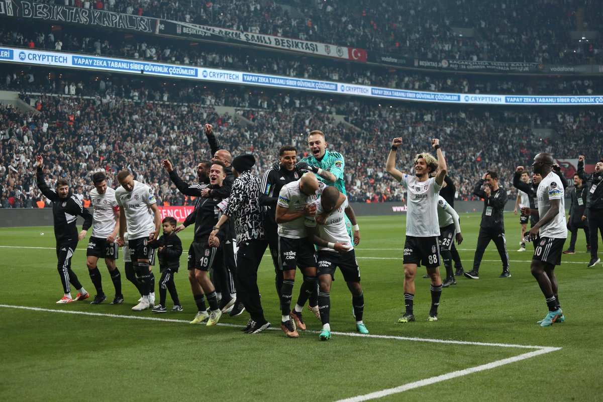 #BeşiktaşAiledir