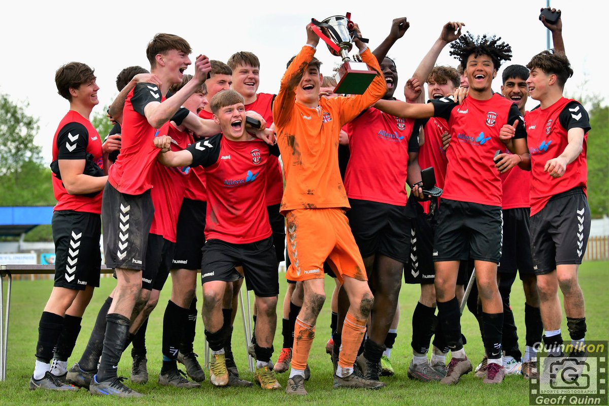 What a season it’s been so for. League and cup double winners with a Cheshire Cup Final this Sunday, where we will give everything to make it a treble! 🔴⚫️🔴

#georgians