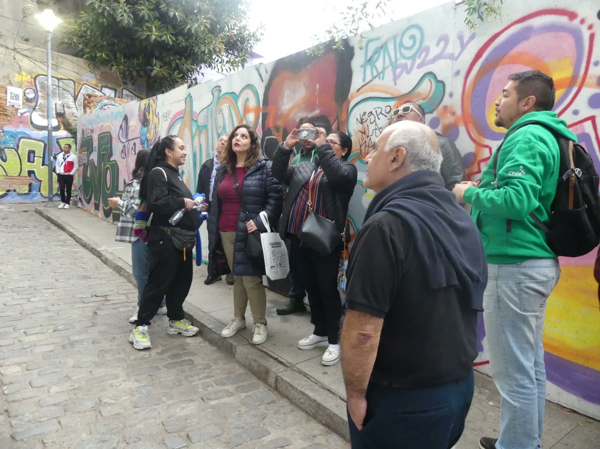 valpoturistico's tweet photo. FAM TOUR INTERNACIONAL 

📌La Ilustre Municipalidad de Valparaíso través de su Departamento de Turismo fue parte del FamTour Internacional 2023. Evento que se enmarca en la #FITVAL 

#ValpoEspectacular #famtour #peru #chile #turismo #turismochile #valp #vlpo #relacionescomercial https://t.co/DbMeLiR4gA