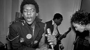 elvisnoelvis's tweet photo. Hoy regresamos a carretera, el @impala909 llevará los sonidos de Elvis Costello, DEVO, Bad Brains y Ramón Tapia.
Un mezcladito de Dub, Punk y New Wave, además avisos importantes y chismes que pueden o no trascender.  Al aire de 11 a 12  por @Ibero909FM // https://t.co/ovfHpoOEU0 https://t.co/Q35GveBC7B