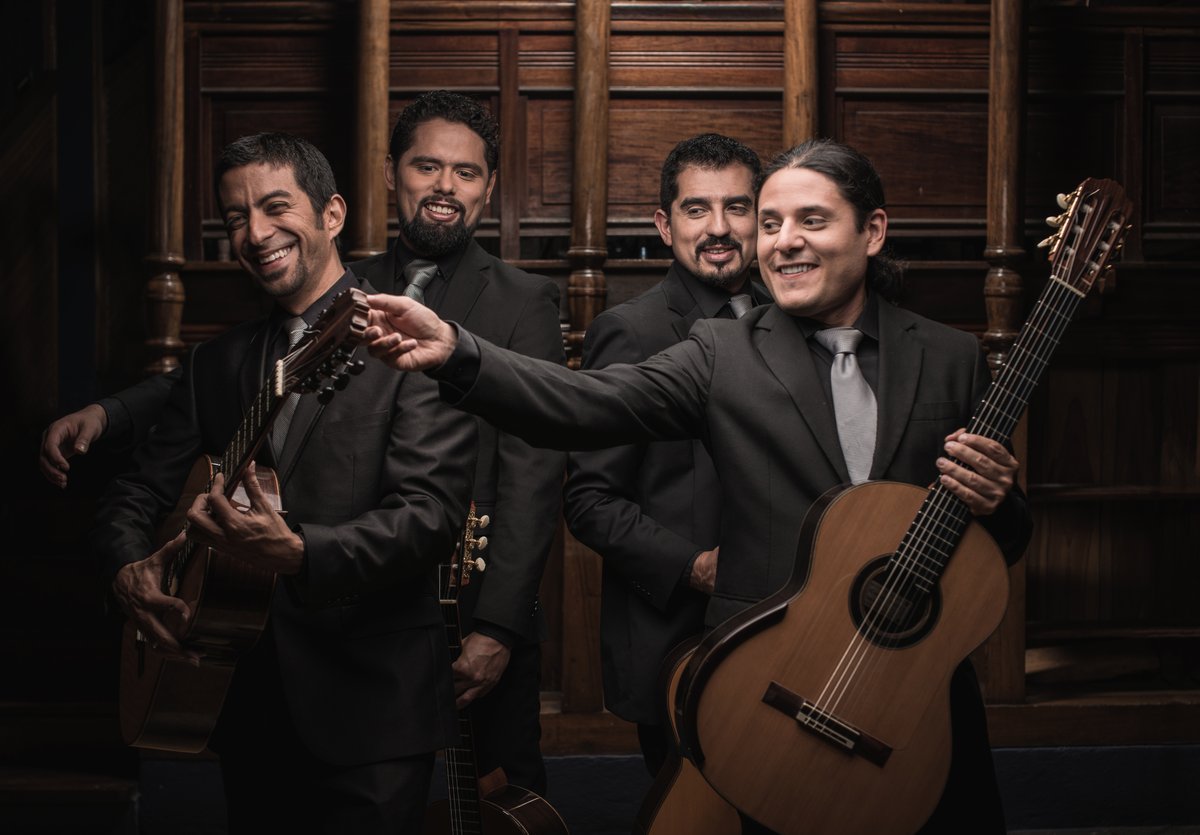 Sinfónica Nacional y el Cuarteto de Guitarras de Costa Rica se unen por primera vez para ofrecer dos conciertos gratuitos.

- Este 5 y 7 de mayo en San Pedro y Santa María de Dota.
- Junto al director Josué Jiménez y la soprano María Jesús Castro.

cnm.go.cr/cgcr23/