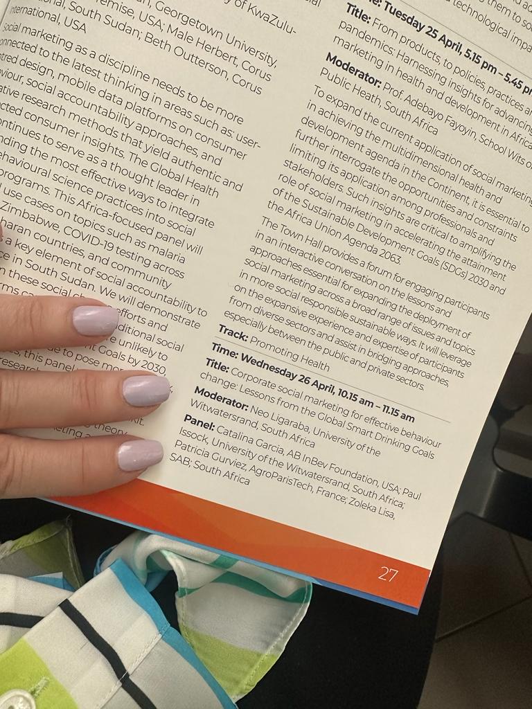 catalinitaga's tweet image. Great to discuss corporate social marketing at the 1st Africa #SocialMarketing Association Conference and the importance of #SmartDrinking efforts worldwide and in South Africa alongside @ABInBev, @ABInBevFdtn, and @SABreweries. Let's keep building a #FutureWithMoreCheers!