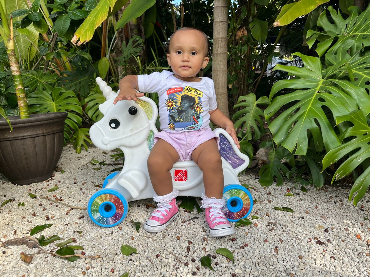 LargeUp (@largeupdotcom) on Twitter photo The LargeUp x Sister Nancy baby onesie. The perfect gift for new mothers, and future dancehall lovers.
bit.ly/42zoWlR The LargeUp x Sister Nancy baby onesie. The perfect gift for new mothers, and future dancehall lovers.
bit.ly/42zoWlR