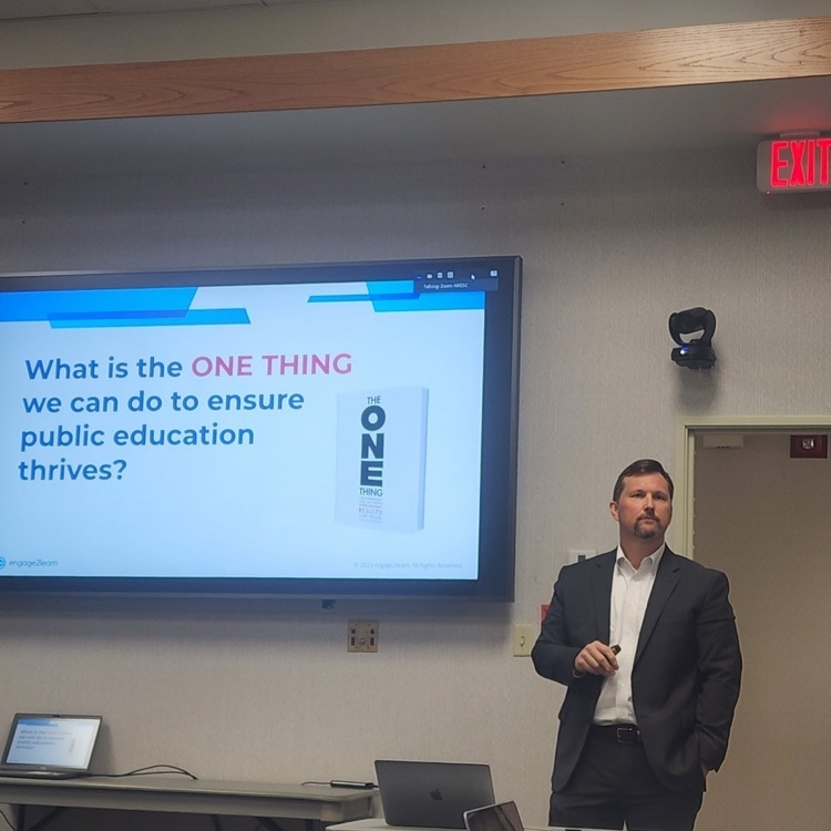 swplains's tweet photo. Our team is making huge strides in instructional coaching with #Engage2Learn &amp; #eSuite. Grateful that @CEverettEdD Chris Everett, COO, could join us at NWKS Admin Council! https://t.co/QEC8xn3C83