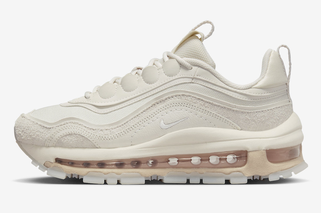 Feat glas ze Sneaker Bar Detroit on Twitter: "The Nike Air Max 97 Futura Surfaces in  Cream Colorway https://t.co/MEVpGQHnSg https://t.co/vjI7c223ip" / Twitter