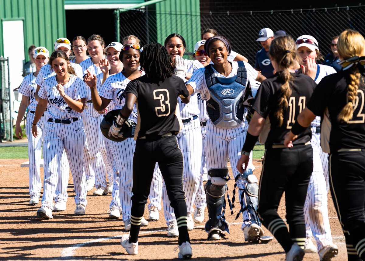 Regional Bound!! ➡️ @gclvsoftball The Vikings are headed to Waco for the Region 5 North Softball Tournament! ✨ Visit this article to learn more about tickets, ESPN+ streaming, parking, and more: bit.ly/40UBJhf