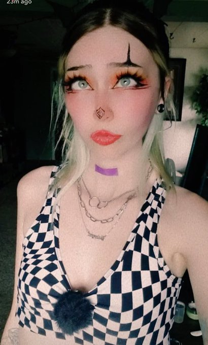 📢 WOO 🎉 600 followers 🤡  💥✨ https://t.co/v79Hb5Htux<a href="/tag/fishnets"class="tags"><span>#fishnets</span></a>