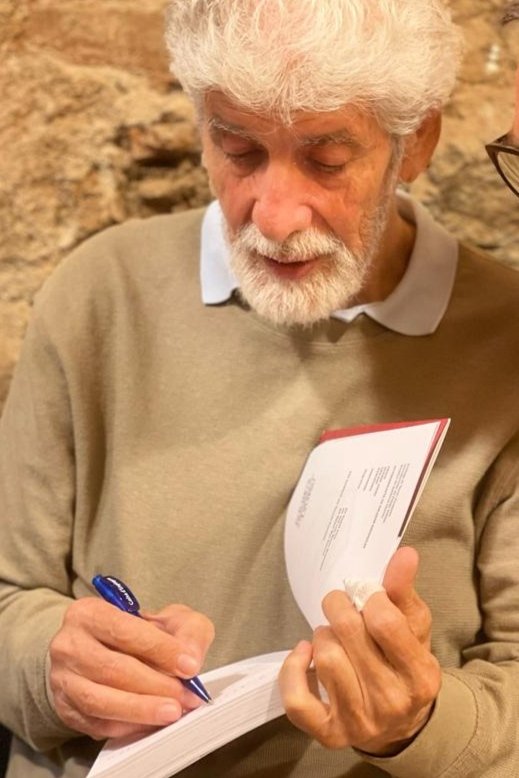 Henry Naranjo Pérez 🌫 tweet media