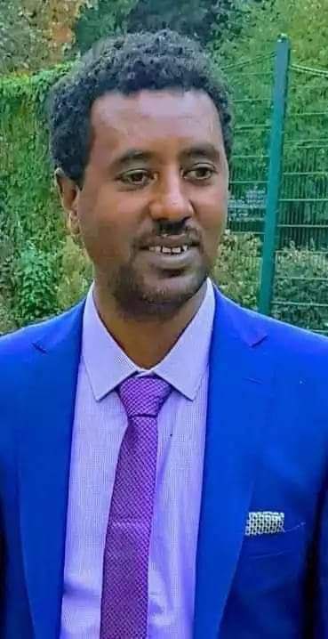 AltayeEthiopia's tweet photo. የመረጃ ትንሽ የለውም!!

አርበኛ መሳፍንትን ለመግደል ከውጭ ድረስ የገባ የቅርብ እሩቅ ዘመድ ነው ተብሏልና ከባድ ጥንቃቄ ይደረግ!

 ሸር አድርጉ

በተገኘው https://t.co/Fye1xSWoJh