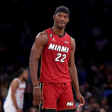 LegionHoops's tweet photo. LeBron ballin’ at 38. Steph taking over. Vintage James Harden. Playoff Jimmy Butler.

The “old heads” still rule the NBA, it seems. https://t.co/xysWLKvsAk