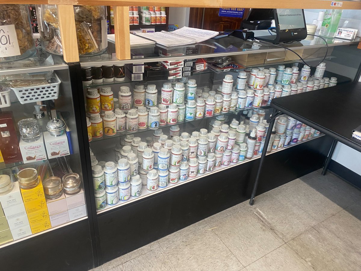 ProHealthConn's tweet image. Welcome Vietnamese healthy supplement store Hoa Phat HT multi service and gift shop located at 283 Adams St. in Dorchester, Ma. Thank you for being part of our net work.  Vitamins, oils, pain, relief, weight management, and more all natural.