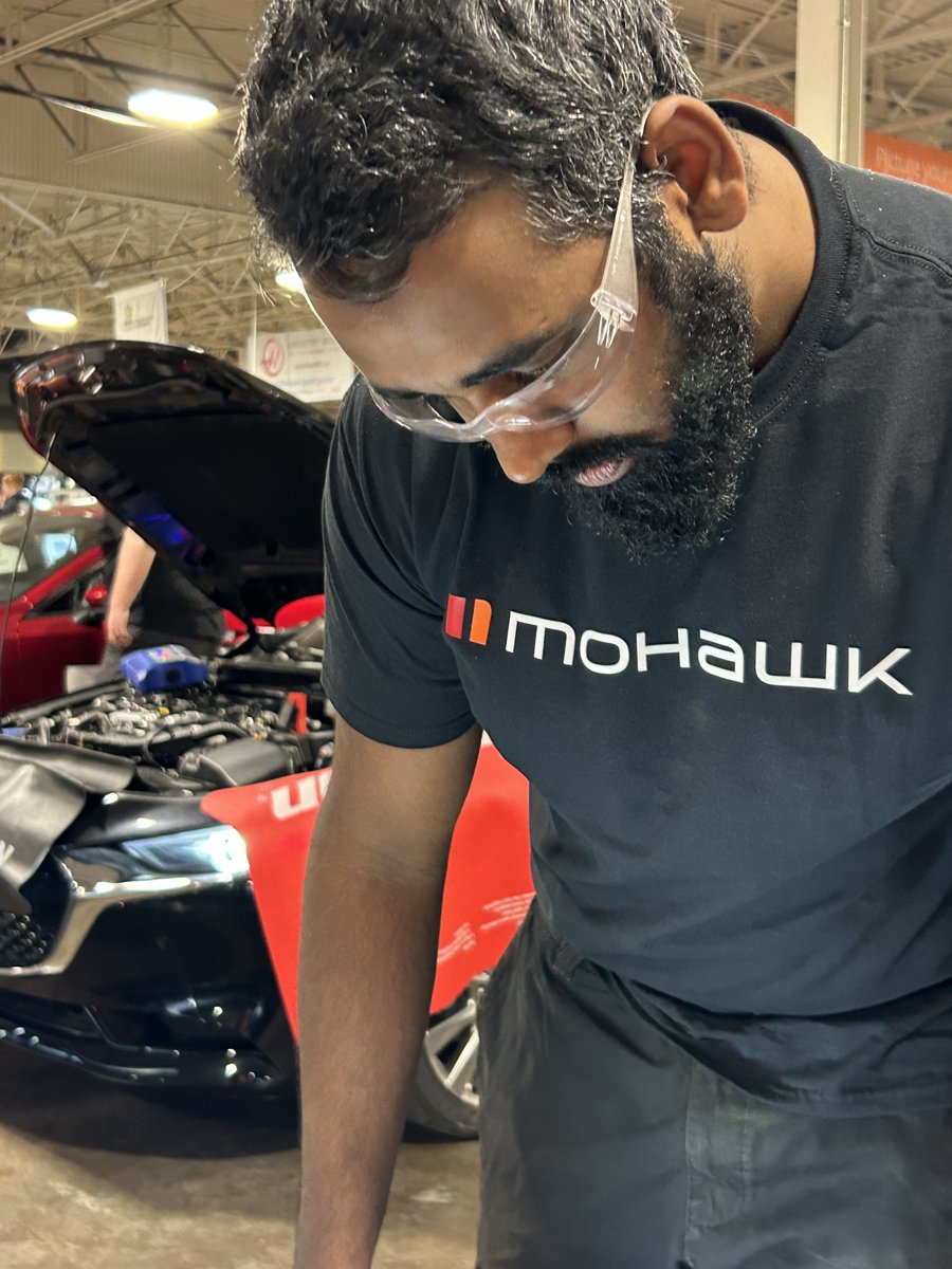 MohawkCollege's tweet photo. It was day 2 of our students competing in the @skillsontario Competition! We're so proud of all the hard work and dedication that prepared them for this event. Congratulations to all the participants and thank you to the faculty and staff who supported them yesterday and today! https://t.co/QwFOJtANg3
