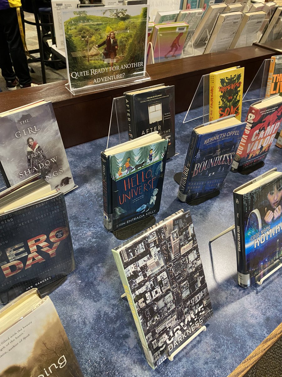 GrahamLibrarian's tweet image. May displays all day! #librarylife #librarydisplays
