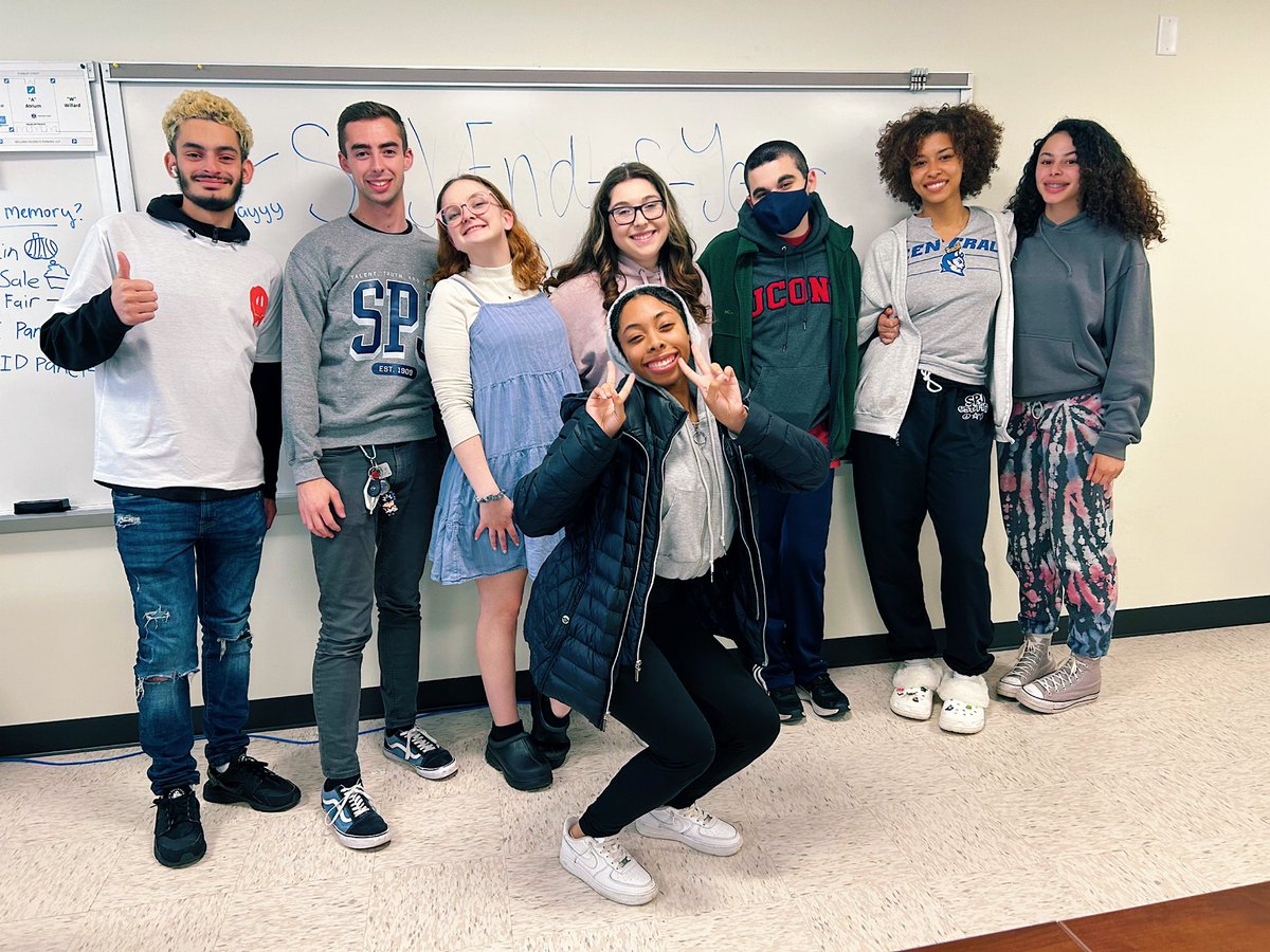 adascher15's tweet photo. Our CCSU SPJ end-of-the-year event had an amazing turn out! Thank you to all who came and we can’t wait to see you next year❤️🗞️ https://t.co/B0Y2tPVJWn