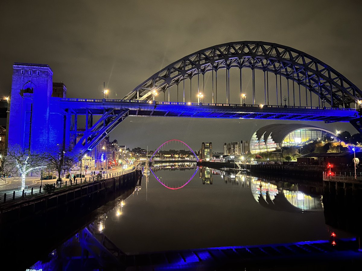 OMG - Newcastle/Gateshead- we are here! 

There is still time to book your place for #RAUK23 

We look forward to welcoming you! 

<a href="/ajrmacfarlane/">Alan Macfarlane</a> <a href="/Event_M_Direct/">EMD</a> 

ra-ukmeetings.com

#RegionalAnaesthesia #POCUS