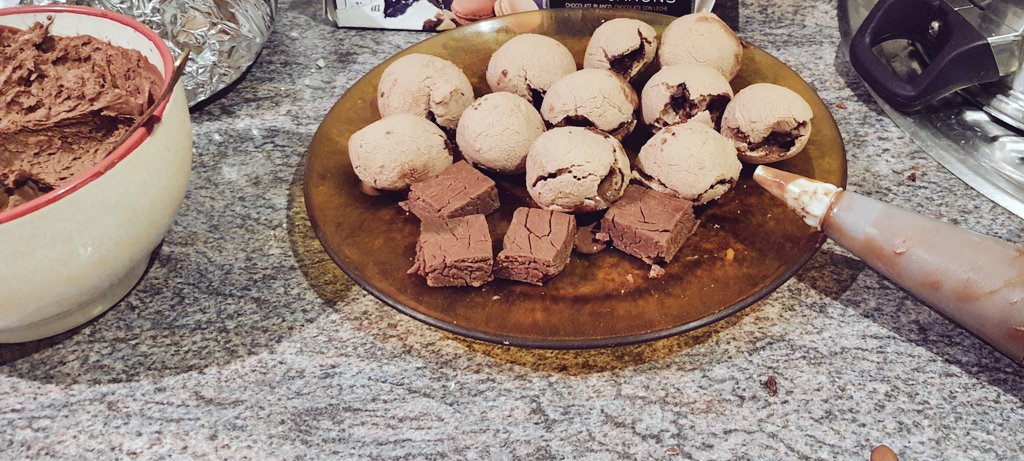 repostemis's tweet photo. Parece que estar media tarde cocinando no ha salido tan mal :) https://t.co/2q0Iz55jDw