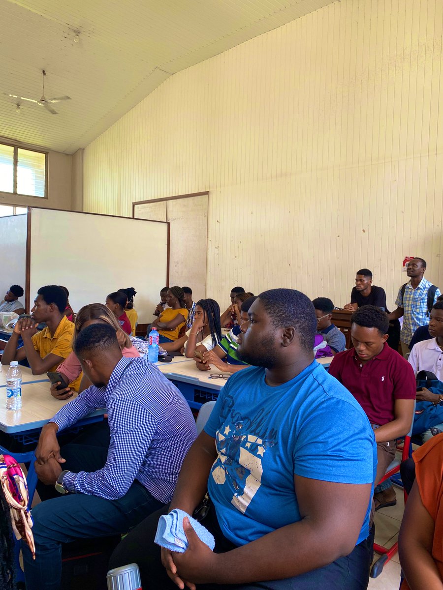 AsagCu's tweet photo. After an extremely impressive performance by continuing students and Level 100s on the field yesterday, ASAG WEEK Day 1 kicked off with a Panel Discussion with some Alumni of the University.
#AsagCu
#AsagWeek
#LetsBuildAsagTogether https://t.co/6x3KoBfaUs