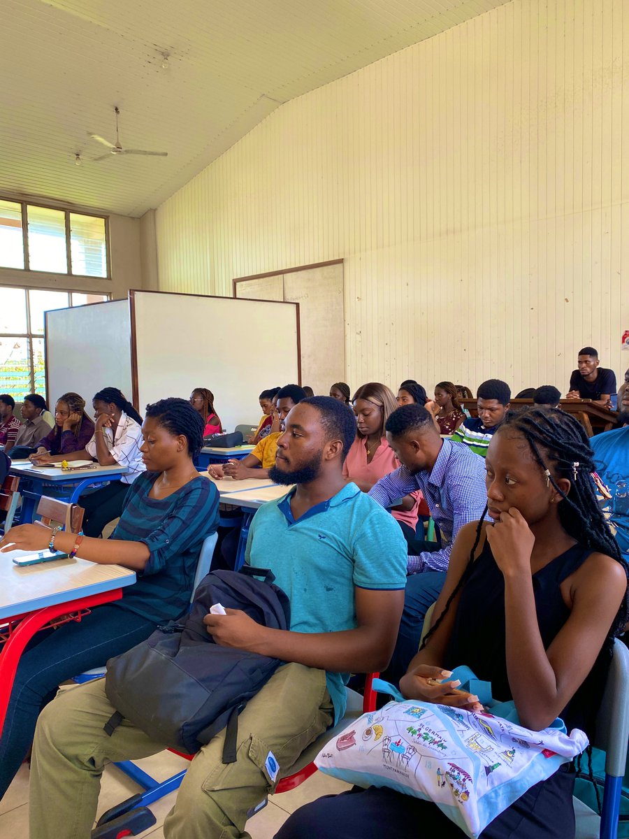 AsagCu's tweet photo. After an extremely impressive performance by continuing students and Level 100s on the field yesterday, ASAG WEEK Day 1 kicked off with a Panel Discussion with some Alumni of the University.
#AsagCu
#AsagWeek
#LetsBuildAsagTogether https://t.co/6x3KoBfaUs
