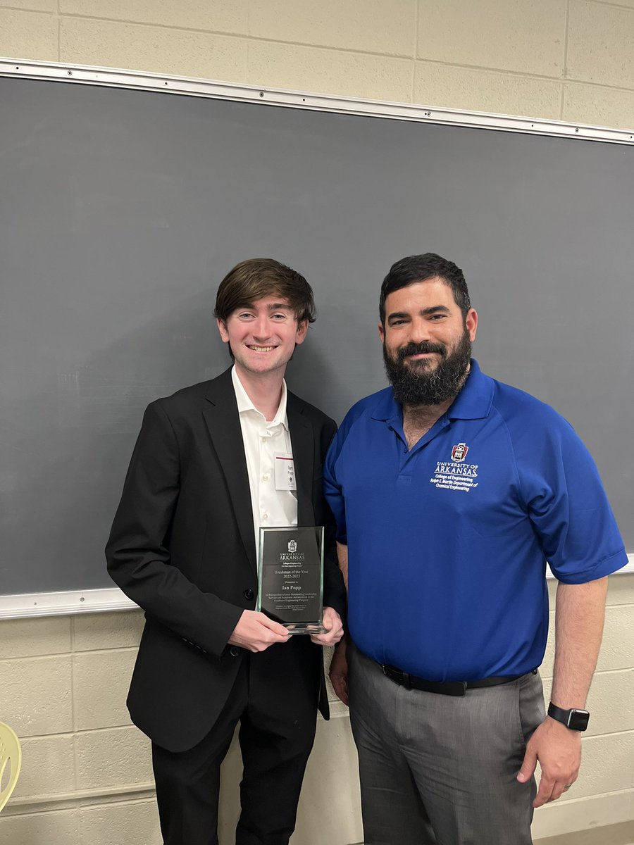 Jorge Almodóvar (@jorge_almodovar) on Twitter photo This week our group is rocking it! Very proud of Ian Popp who was honored today as the <a href="/UofA_Engr/">U of A Engineering</a> Freshman of the Year! This week our group is rocking it! Very proud of Ian Popp who was honored today as the <a href="/UofA_Engr/">U of A Engineering</a> Freshman of the Year!