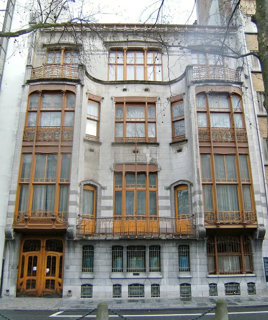 Sabías que Victor Horta era reconocido como "el arquitecto más caro de la ciudad" y construyó la famosa Casa Solvay?
Prepárate para descubrir cómo proyectó este magnífico edificio en este HILO 👇🏽

<a href="/ACA_ME_arq_ucc/">ACA ME</a>