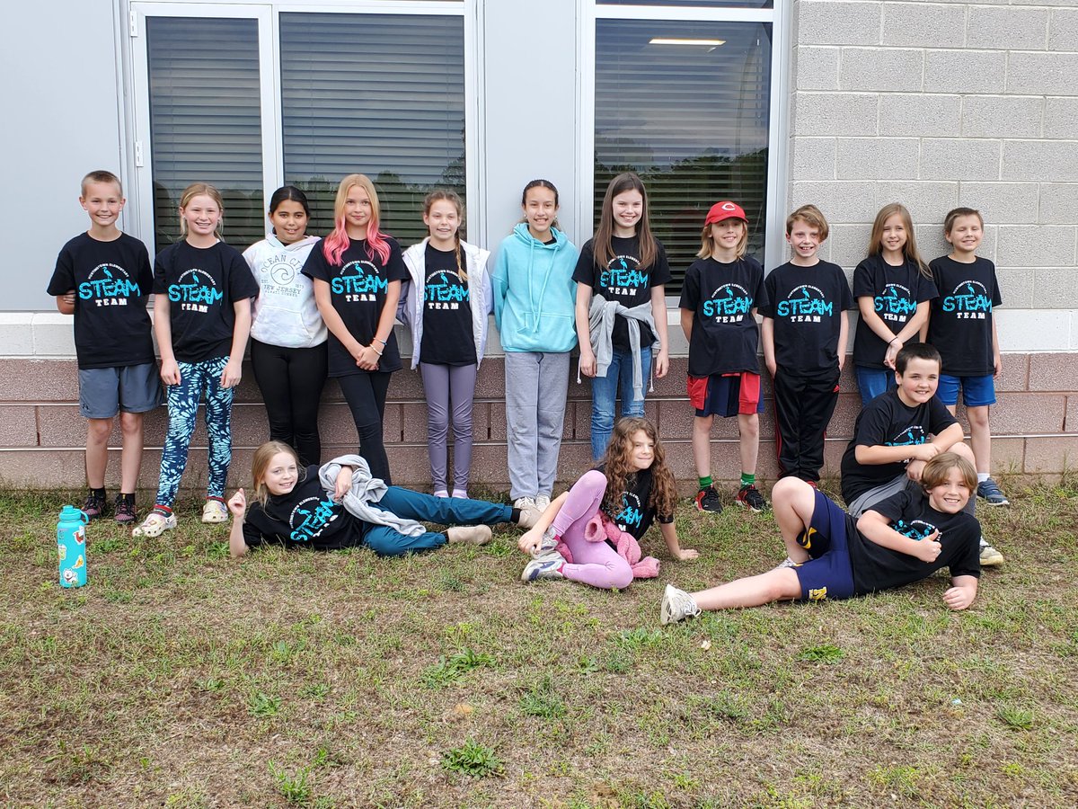 Wishing our 4th &amp; 5th grade math teams good luck! Go HES Herons!