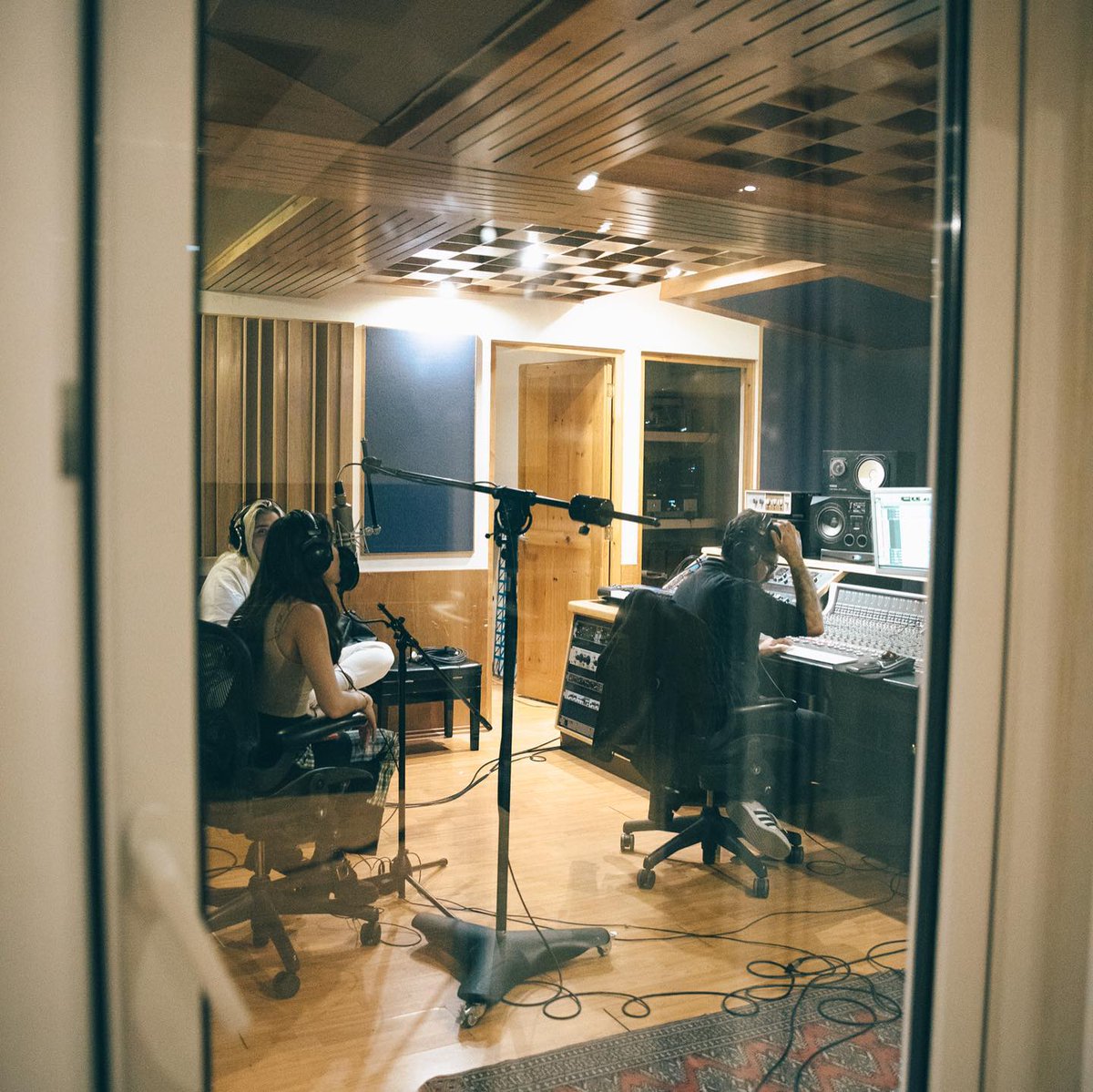 ⠀ ⠀⠀⠀ ⠀ ⠀⠀ ⠀⠀⠀ ⠀ ⠀⠀⠀ 

        𝘌𝘭 𝘦𝘮𝘱𝘪𝘦𝘻𝘰 𝘥𝘦 𝘵𝘰𝘥𝘰... 🤍✨️🎶
           #𝐇𝒆𝑨𝒓𝒆𝗖𝗼𝗹𝗼𝗿𝗮𝘁𝘂𝗿𝗮𝐀𝖑𝖎𝖊𝖓𝖘

⠀⠀