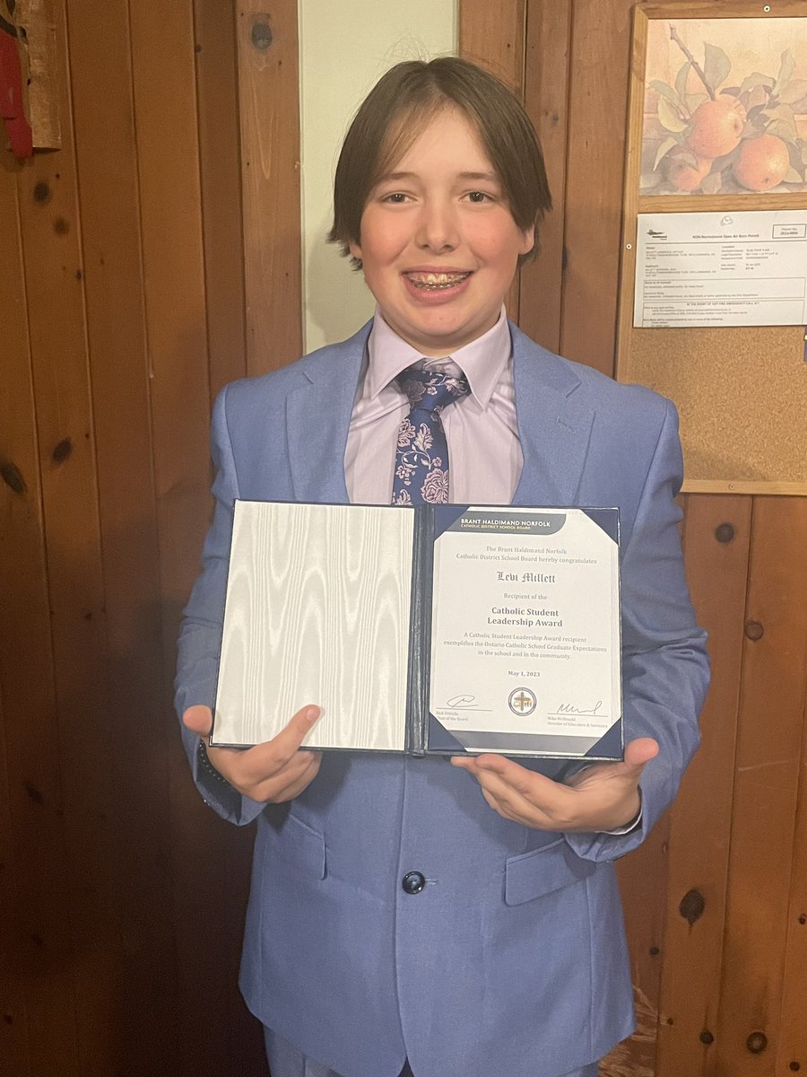 Congratulations to Levi for being the recipient of the Catholic Student Leader Award for St.Michael’s. Continue to shine bright and share your gifts with others!
