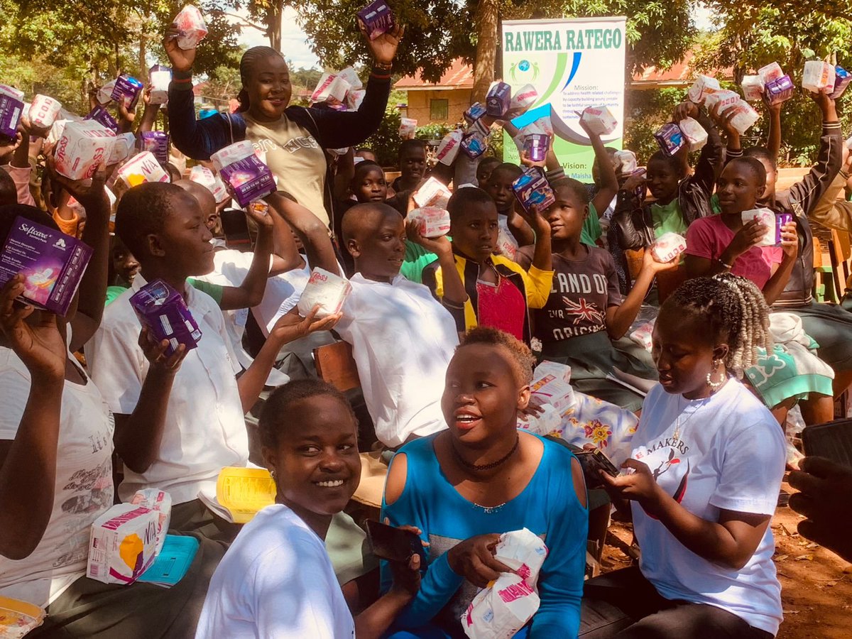 raweraratego's tweet photo. Today in partnership with @Dr Idda Odinga foundation and @she makers, we had a mentorship session at Sega Township Secondary where the girls were taken through teenage pregnancy and GBV. 
#istandwithher https://t.co/6bXCcfOQEL