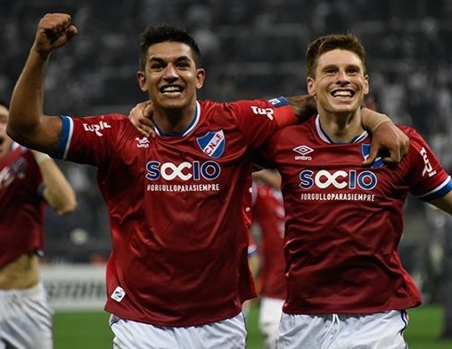 🗓 02/05/2010

Debuta oficialmente en <a href="/Nacional/">Nacional</a>, Santiago “Colo” Romero (<a href="/ColoRomero19/">Santiago Romero</a>)

⚔️⚽️ Guerrero y goleador clásico
🏆 4 veces Campeón Uruguayo 🇺🇾

🏆9️⃣𝑻𝑰𝑻𝑼𝑳𝑶𝑺 𝑶𝑭.
🏆 Uruguayo
2010/11-2011/12-2014/15-2016
🏆 Intermedio 2017-2028
🏆 Ap. 2011/12-2014/15-2018