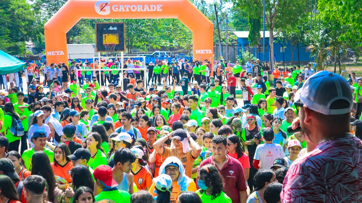 saludgobhn's tweet photo. Este domingo 30 de abril, se realizó en #SantaBárbara el Patepluma Running segunda edición, evento realizado por la dirección del Hospital Santa Bárbara Integrado, dirigido por la Dra. Carla Marina Paredes, a beneficio de la sala de ortopedia y trauma.

#Patepluma #Salud  #run https://t.co/l5quLRc3PG