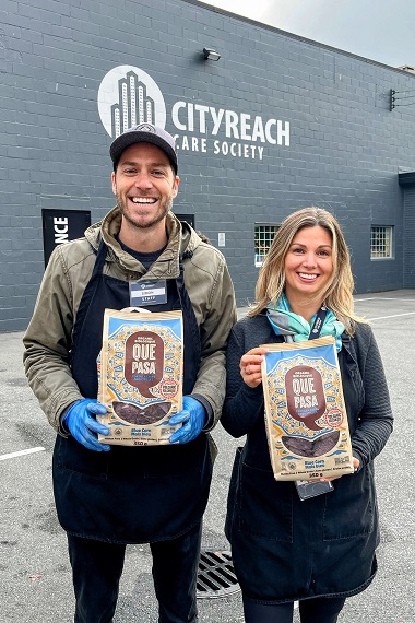thepaoc's tweet photo. This is Good News!
A Story from Broadway Church, Vancouver

CityReach Care Society is a not-for-profit organization launched out of Broadway Church in 2004 to meet the needs that were becoming evident in the community.  https://t.co/vRQ4rhRnBJ #ThisIsGoodNews https://t.co/LW6Kc74Pyw