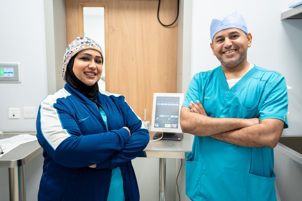 dr_maha_shaibi's tweet image. منذ ان بدأنا في مارس الماضي الى الان قام فريق جراحه الجهاز الهضمي ولله الحمد بحوالي ٢٥٤ عمليه جراحيه للسرطان استغرقت قرابه ٤٠٠ ساعه عمل. شكر كبير لفريق التخدير و التمريض والجراحة على تمكين هذا الانجاز و نطمح بمضاعفة الجهد والانتاج في العام المقبل ان شاء الله #surgonc #leadership