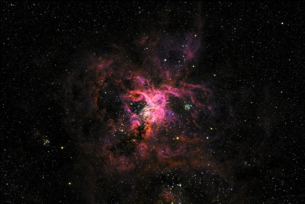 Here is the Astronomy Photo of the Week!

This week we are featuring Tarantula Nebula from SuperBIT!!!!!!! 

This is credited to SuperBIT, NASA
Check out the link below for more information!!
ift.tt/PwSW6p0
📸: @nasa instagr.am/p/Crv-CvtOS4j/