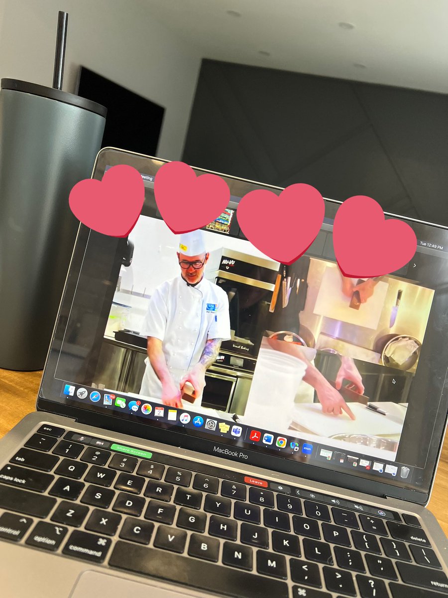 Ms. Macri 💗 tweet media