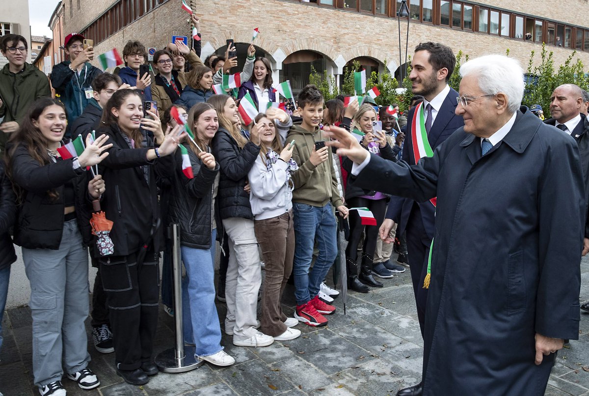 Il Presidente #Mattarella a #Cesena per la 40° edizione del “Macfrut” esposizione internazionale ortofrutticola 
Il video: youtu.be/YpOYHIN_7Os
Il discorso: youtu.be/AvCGV_Tmde0