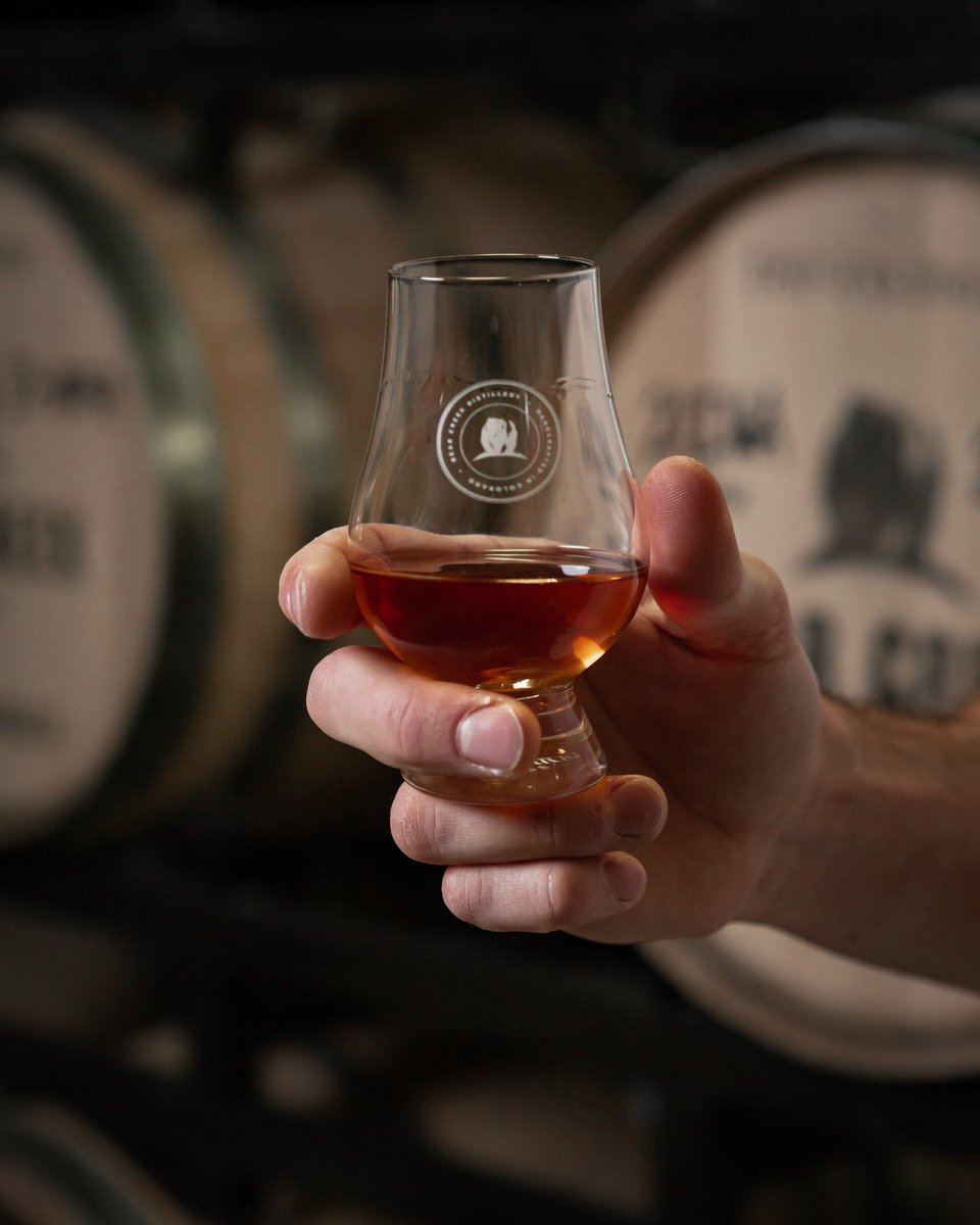 StillBearCreek's tweet photo. What notes do you get off of our Rye Whiskey? #comecraftwithus #distilledindenver #knowyourspirits #readthelabel #whatsinyourbottle #coloradomade #coloradoowned #handcrafted #craftspirits
#bcd #borninlakewood #raisedindenver #whatareyoudrinking #agedindenver #barrelledindenver https://t.co/mWh8zUuYBu