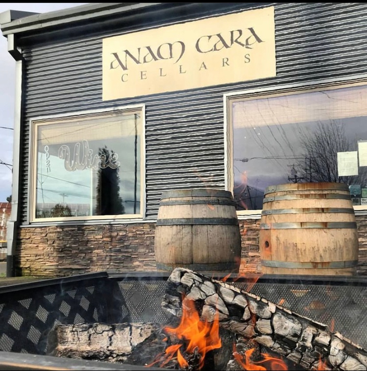 Join us on May 13th as Anam Cara Cellars host us as a featured winemaker in their tasting room from noon to 5 pm. Winemaker Jerry D. Murray will be pouring some of PROJECT M's current releases.

projectmwines.com/events-page/an…

#wvwines #projectmwines #anamcarawines #pinotnoir #riesling