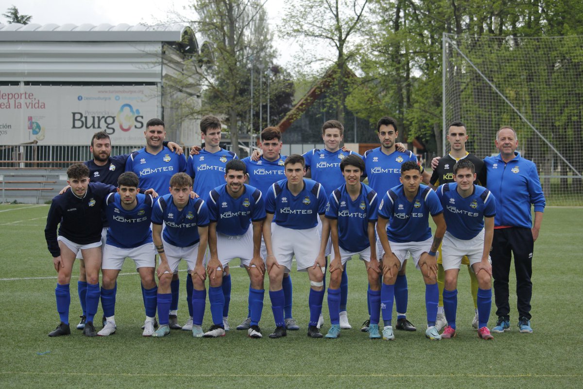 Nela_CF's tweet photo. 🟢 PROMESAS / Gran partido de los nuestros que consiguieron una victoria notable. En el minuto 28 Unai Perea abrió la lata con un golazo de falta y Ney de penalti hizo el quinto gol cerrando la cuenta en el 68'. ¡Goleada, 3 puntos y a por las últimas jornadas!

#Promesas https://t.co/t5irItAw6Y