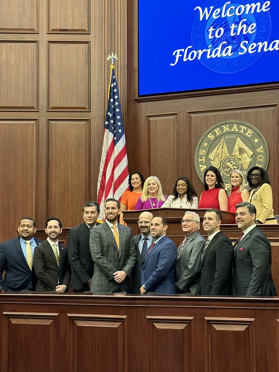 alinagarcia's tweet image. It was a great morning taking the Miami-Dade Legislative Delegation group photo in the Senate Chambers!
It has been an amazing first session fighting for Miami-Dade County with my Dade Delegation colleagues.
#staterepresentative #miamidade #FlaPol