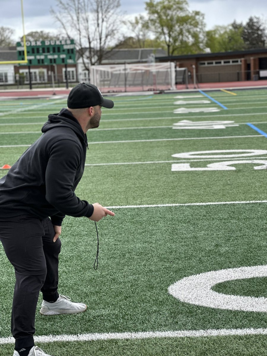 JK_Strength's tweet photo. Some action shots from our first combine this weekend! https://t.co/RQJvDqKUwZ