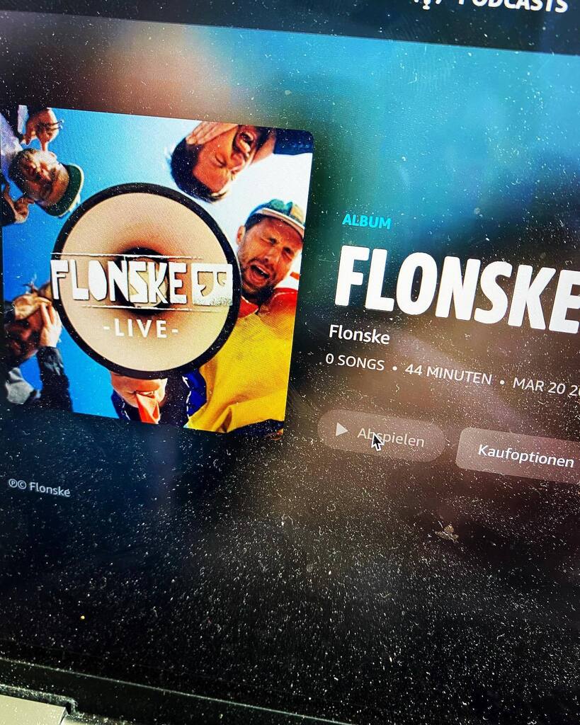 FLONSKE's tweet photo. Manche sagen ich bin eine…

Immer noch stolz auf das Live Album mit @kai_kreowski @mabe3000 @martin.fischer.940 und @erkmller 

3 Jahre ist das jetzt her. WAHNSINN!!!

btw @amazonmusicde 0 Songs / 44 Minuten? Wie geht das?

#livemusik #dreck #staub #… https://t.co/GZptiNzzmR https://t.co/JkihZIhmkT