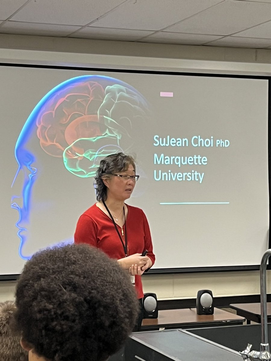 fgrant86's tweet photo. Thanks @MarquetteU Biomedical Science for the opportunity to visit the gross anatomy lab and to hear about neuroscience! @GraftonHISchool PLTW students were amazed! https://t.co/zN6SVSweyE