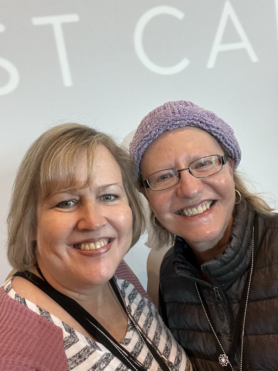 We #MetAtTheMetsConf who have you met #LBBCMetsConf ? <a href="/LivingBeyondBC/">Living Beyond Breast Cancer</a>
<a href="/JoJoBirdHome/">Johanna</a>