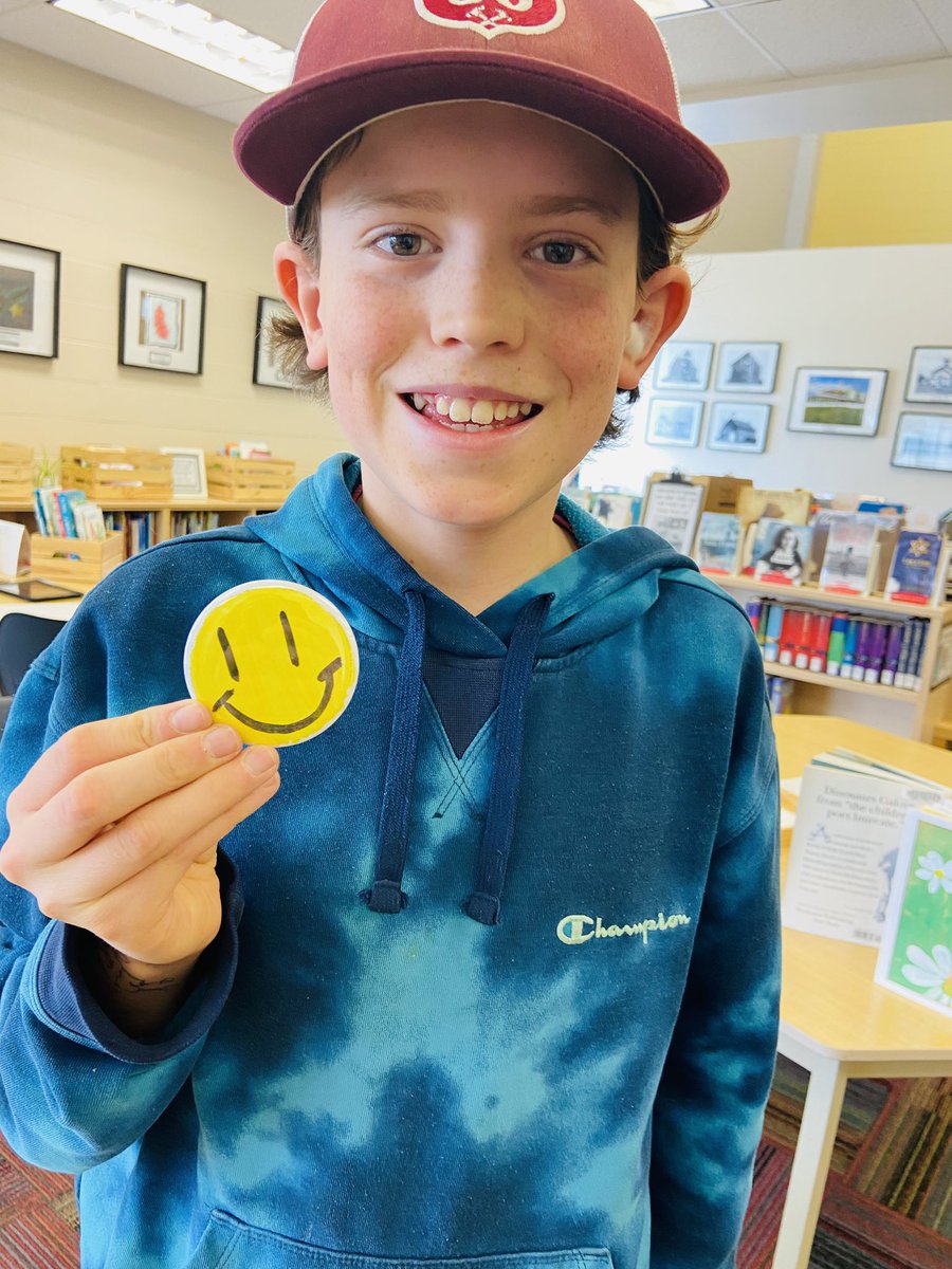 Jennifer Angle tweet media