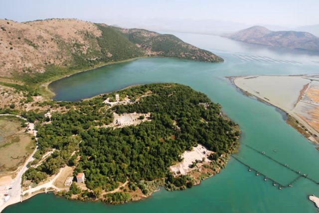 Oggi, ore 17 si terrà la #conferenza “Il territorio di #Butrinto tra età ellenistica ed età romana”.
A cura di Giacomo Sigismondo.
Sesto incontro della serie di eventi "La scoperta delle antiche civiltà dell'Albania"
#archeologia #storia #cultura