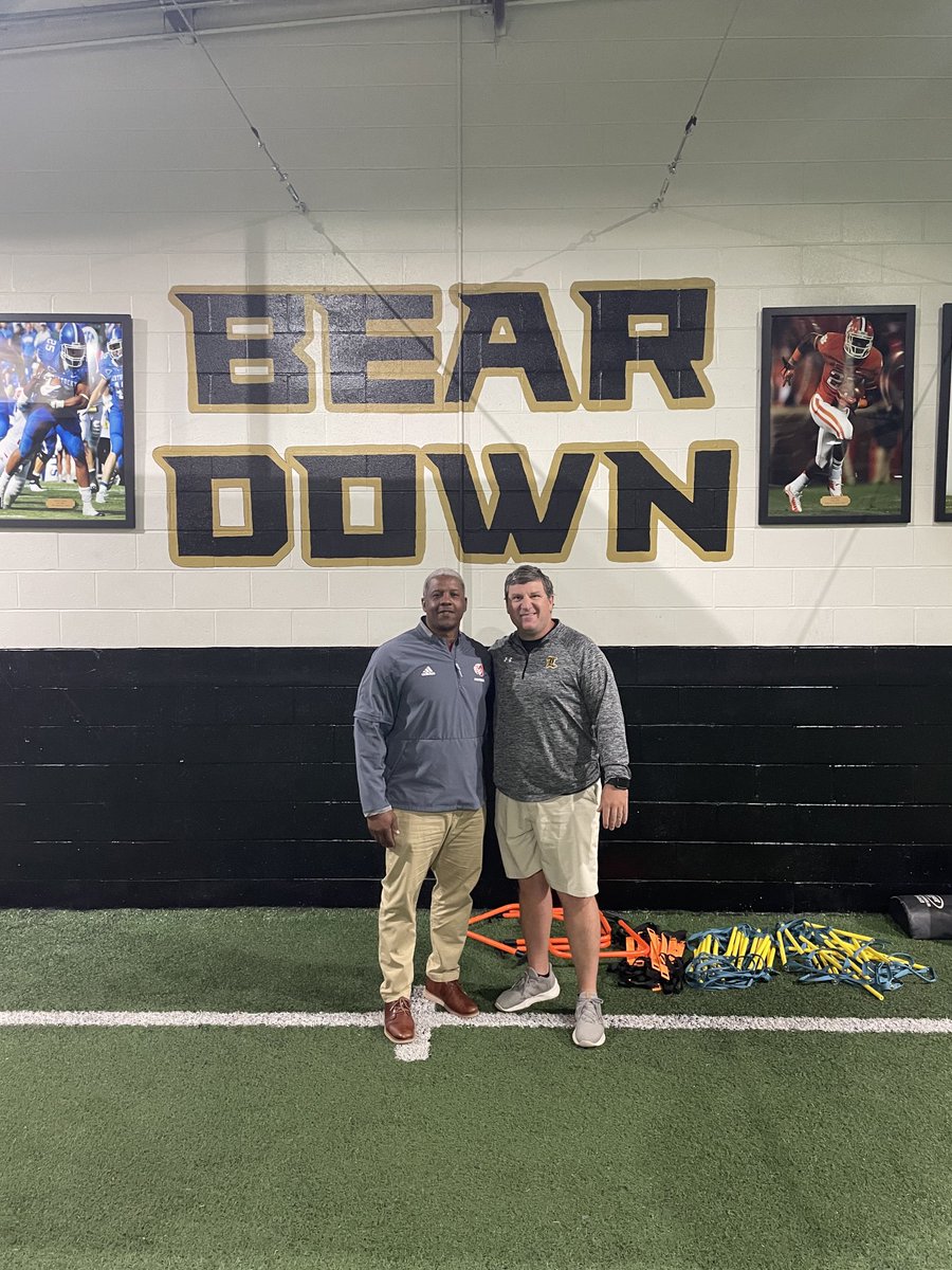 Lincoln High School Football (@lincolnbearsfb) on Twitter photo We’re grateful to <a href="/LamontSeward/">LamontSeward</a> from <a href="/uwa_football/">West Alabama FB</a> for coming by and talking with some of our players today! It’s been a busy week for #RecruitLA #BearDown We’re grateful to <a href="/LamontSeward/">LamontSeward</a> from <a href="/uwa_football/">West Alabama FB</a> for coming by and talking with some of our players today! It’s been a busy week for #RecruitLA #BearDown