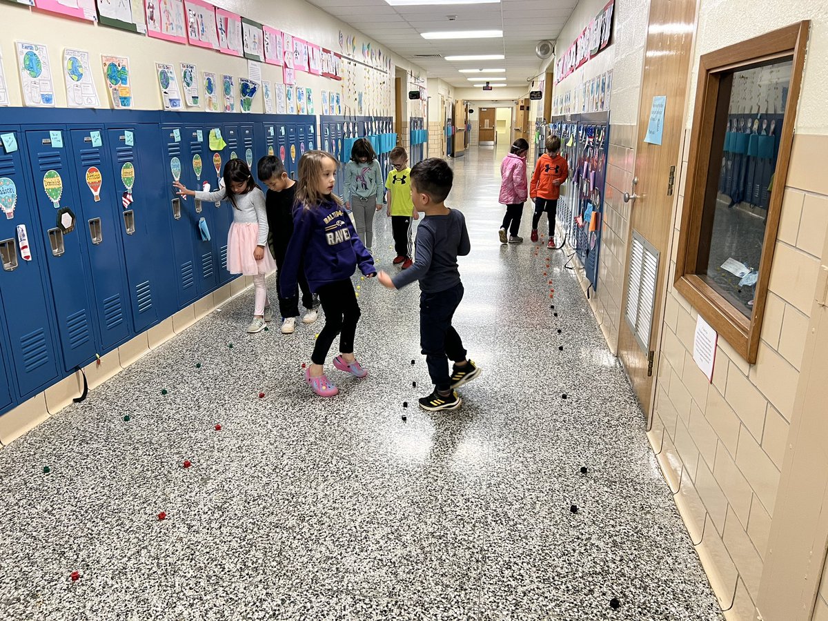 Making number paths by laying “breadcrumbs” like Hansel &amp; Gretel!  <a href="/Kingsville_BCPS/">Kingsville Elementary_BCPS</a>
